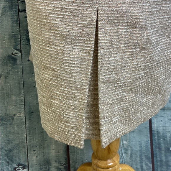 Albert Nipon NWT 2-Piece Skirt Suit Plus Sz 18 Cream Metallic Gold Office Work - Picture 12 of 15